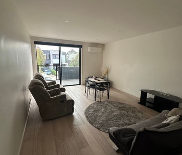 Braybrook - Photo 2