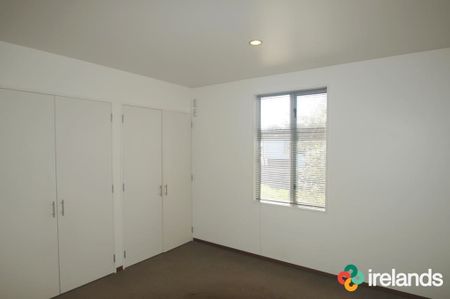 Modern Townhouse in Central Location - Photo 3