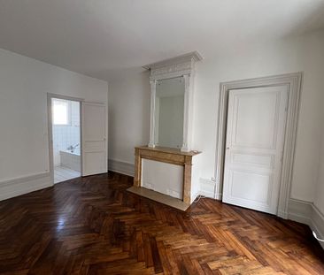 Location Appartement 2 pièces 75m² - Photo 2