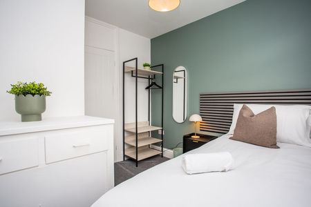 Ashby Crescent - Photo 4