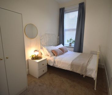 2 bedroom ground floor flat to rent - Photo 5