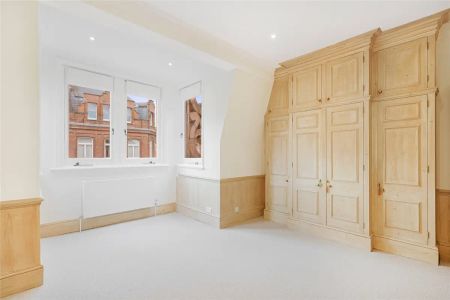 1 bedroom flat in Mayfair - Photo 3