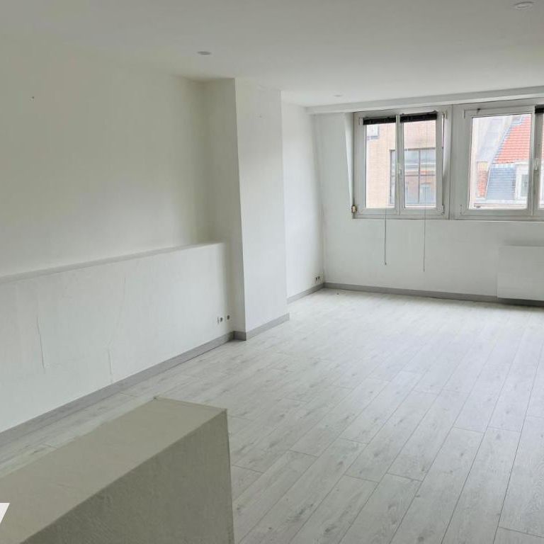LILLE (59) : APPARTEMENT RENOVE rue Léon Gambetta, T2, 56m² - Photo 1