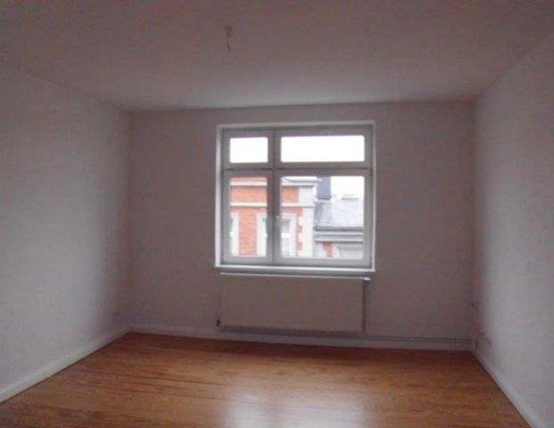 Renovierte 3-Zimmer-Wohnung mit Balkon, Landreiterstraße in 19055 Schwerin - Photo 1