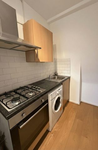 3 Bed Flat, Walworth Road, SE17 - Photo 4