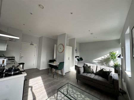 Studio to rent - Photo 3