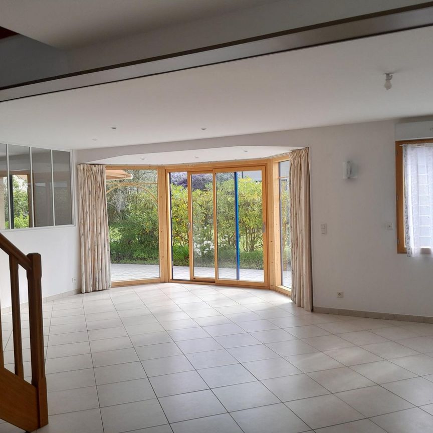 Location Maison 5 pièces 134m² CANCALE 35260 - Photo 1