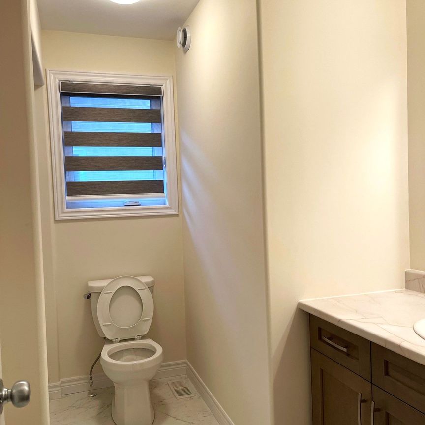 For Lease - 605 Lemay Grove, Peterborough, Ontario - Photo 1