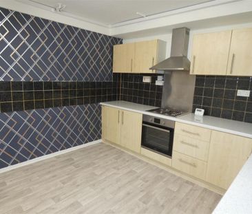 2 bedroom detached house to rent - Photo 5