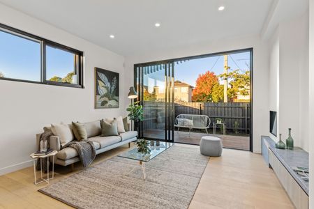 1/39 Edgar Street, Glen Iris VIC 3146 - Townhouse For Rent | Domain - Photo 3