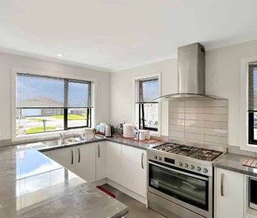 FITZHERBERT- 4 BEDROOMS - Photo 4