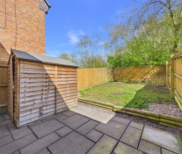 2 bedroom Town house to rent - Photo 6