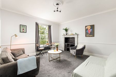 1 Bed Flat, Dover Place, BS8 - Photo 2