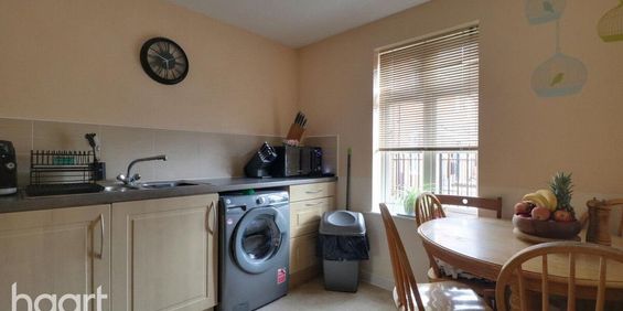 3 bedroom terraced house to rent - Photo 3