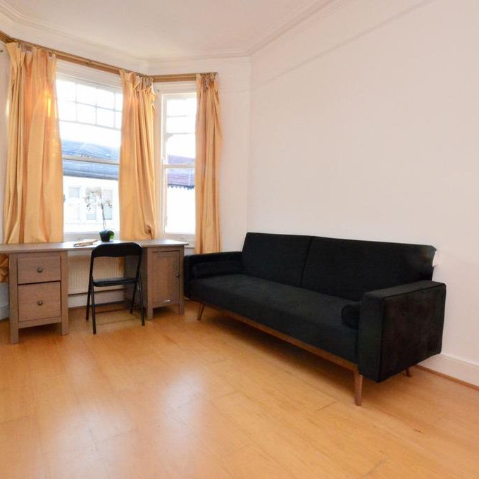 1 bedroom flat to rent - Photo 1