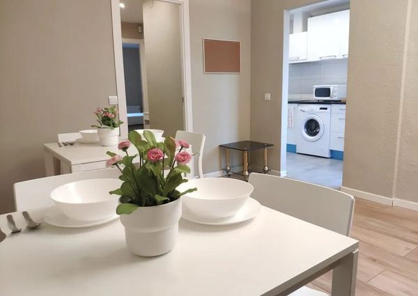 Calle del Monte Olivetti, Madrid, Community of Madrid 28038