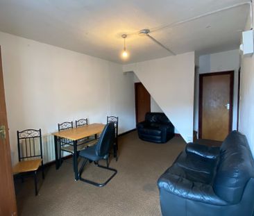 Woodsley Road, Woodhouse - Photo 1