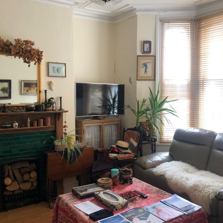 1 Bed Flat, Darwin St, SE17 - Photo 1