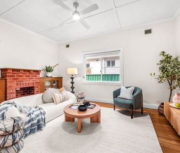 110 Kemp Street, Hamilton South - Photo 1