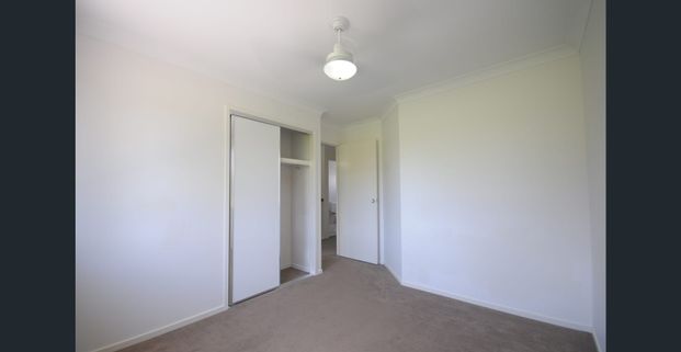 Fabulous home in great location - Photo 1