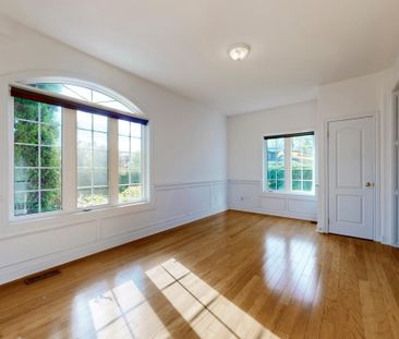 For Lease - 301 Mohawk Road, Oakville, Ontario - Photo 1