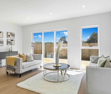 Brand new 3 bedroom and 2 bathroom house in Pokeno - Photo 1