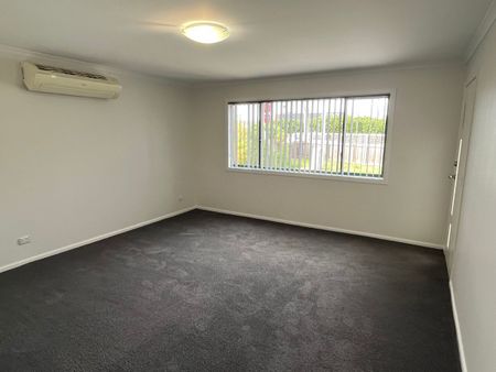 Convenient Location - Photo 2