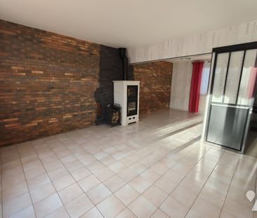 Agréable pavillon jumelé avec garage et jardin - Photo 1