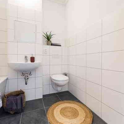 Sanierte 3 Raumwohnung mit Balkon! - Foto 1