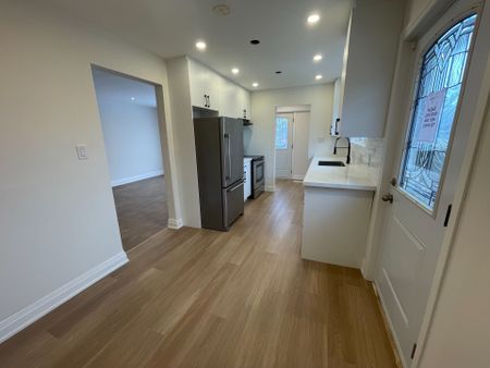 For Lease - 86 St Lucie Drive Unit# Main, Toronto, Ontario - Photo 5