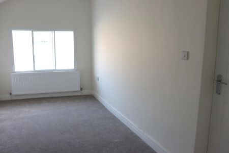 1 bedroom ground floor maisonette to rent - Photo 4