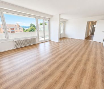 Sanierte Wohnung mit sonniger Aussicht - Photo 1