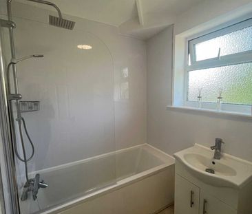 Price £1,250 pcm - Available 01/01/2026 - Unfurnished - Photo 1