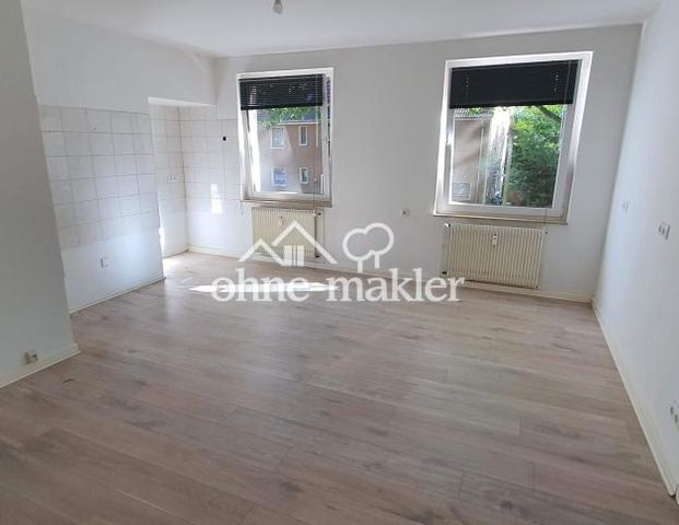Schöne 2 Zimmer Wohnung in Oberhausen Sterkrade zu vermieten - Photo 1