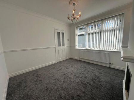 3 bedroom semi-detached house to rent - Photo 4