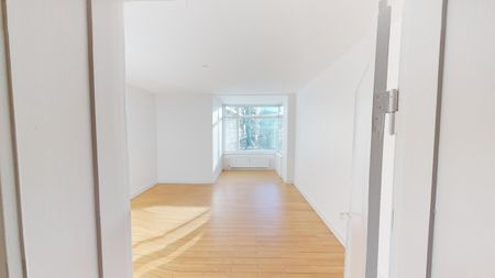Lys og moderne 2-værelses lejlighed på Enighedslunden - Photo 3