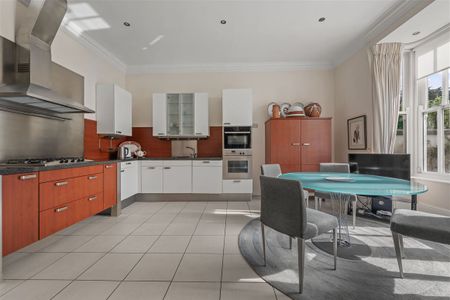 1 Cove Terrace, Sandycove Avenue East, Dun Laoghaire, Co. Dublin, Dublin County, Dublin - Photo 3