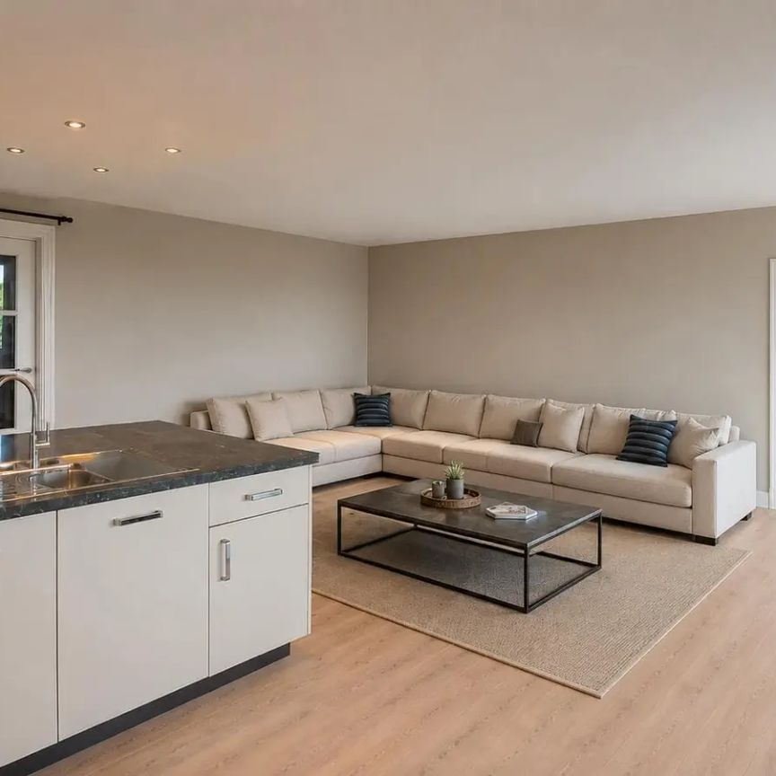 Chambre meublée avec salon privé, Nachtwachtlaan, Amsterdam - À louer - Foto 1