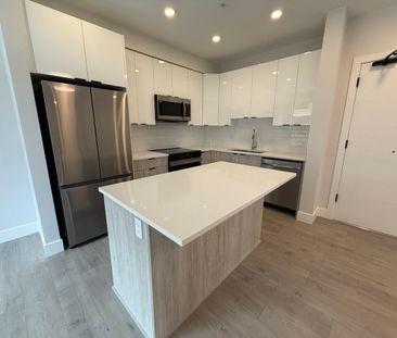 Brand New And Well-Kept Condo - Photo 3