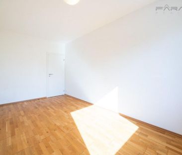 Pronájem bytu 4+kk 77 m² - Фото 3