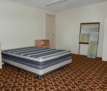 GREAT OPPORTUNITY IN GREAT LOCATION! - Photo 1