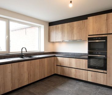 Woning te huur in Zulte voor € 1.295 met 4 slaapkamers - Photo 2