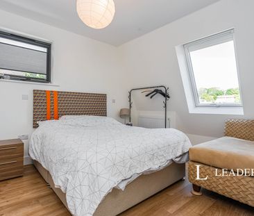 4 bedroom house to rent Park Drive, Lewes, BN7 - Photo 4