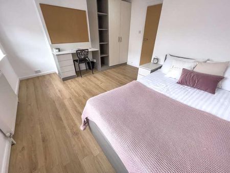 Mount Pleasant, L3 - Photo 4