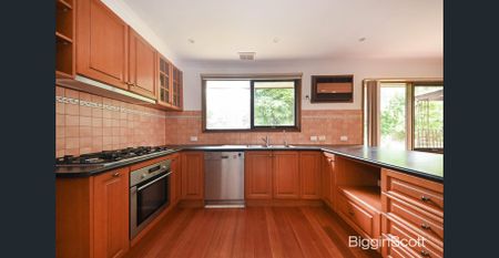 Tranquil Court Location for this 3 Bedroom Residence - Photo 3