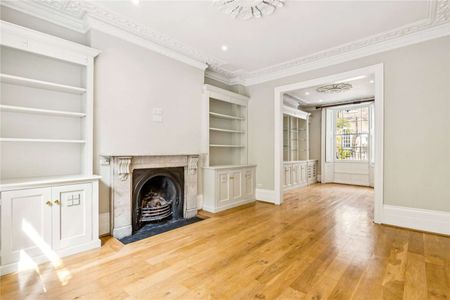A fantastic family home on Sutherland Place with five bedrooms - Photo 2