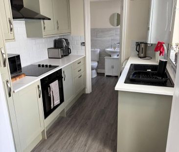 3 bedroom house to rent - Photo 3