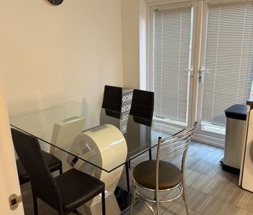 3 bed Semi-detached in Eaglestone Way , Conventry, CV2 2PE - Photo 2