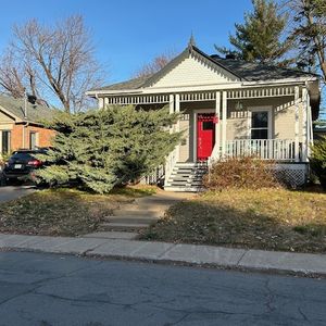 Bungalow à Saint-Lambert - Photo 2