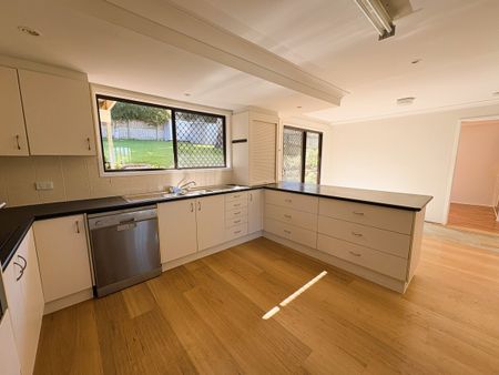 Well Maintained Family Home with Flexible Living & Entertainer’s Deck - Photo 2